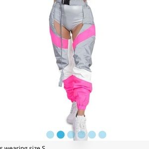 ISO these in a size s-m!